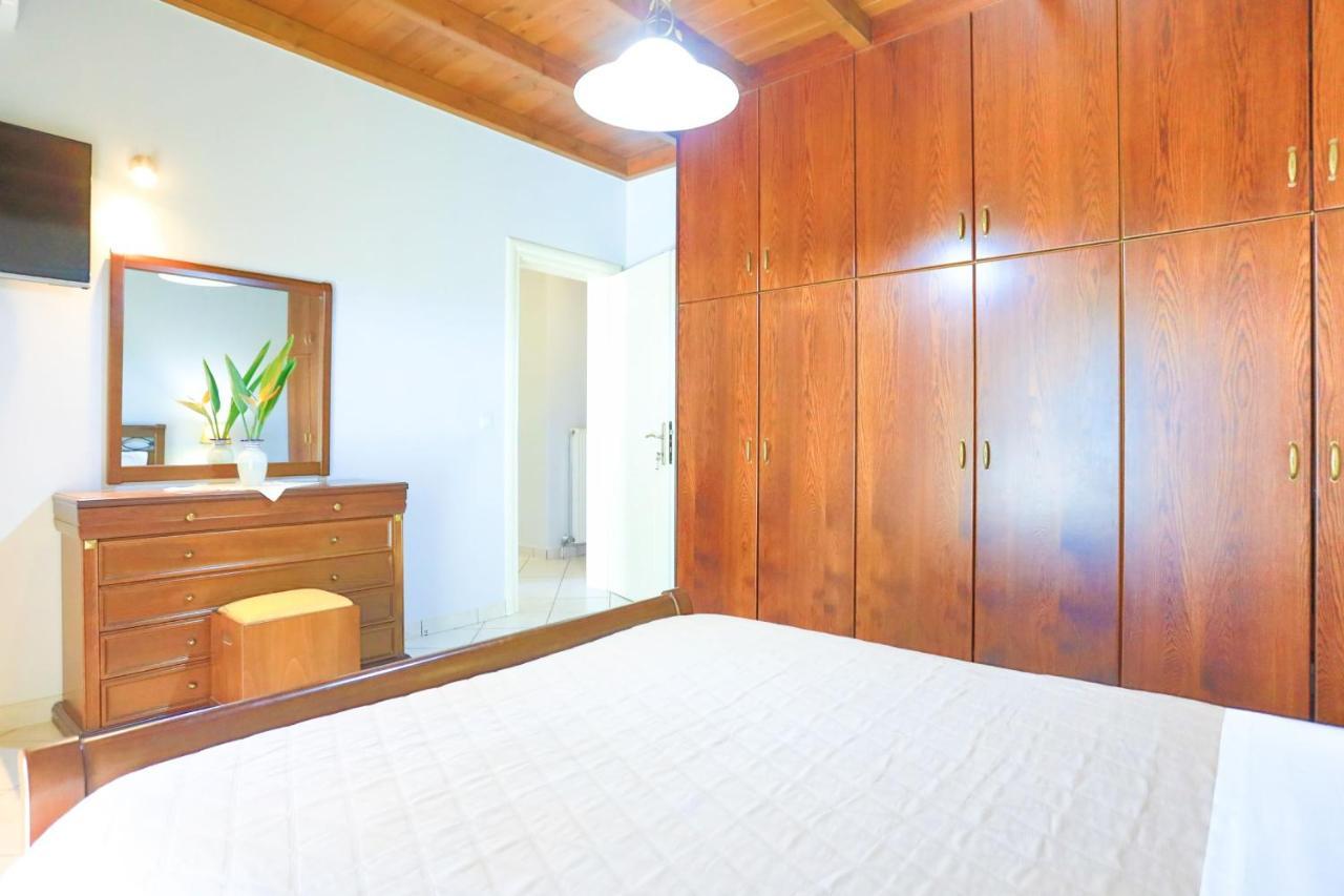 Villa Chrisdina Nymfai Exteriör bild